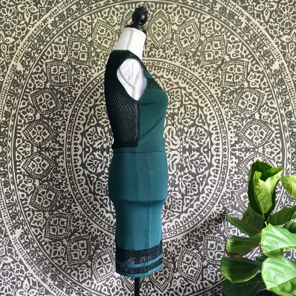 Hunter Green & Black Mesh Guess Outfit - Picture 4 of 6